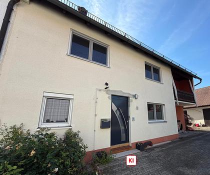 Charmante Doppelhaushälfte in Schwarzenbruck - OT Altenthann
