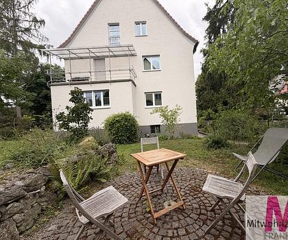 Schöne und hochwertig möblierte Wohnung in 3 Familien Haus