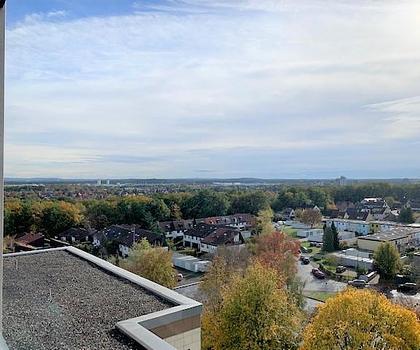 Gemütliche 2 Zimmer- Wohnung mit Balkon und herrlichem Ausblick