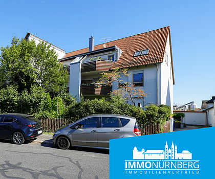 Im Nürnberger Westen: DG-Wohnung in kleiner Wohnanlage