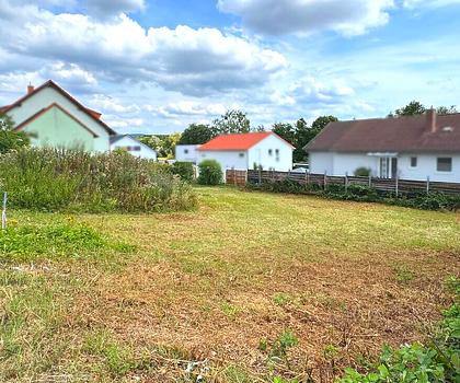 Schönes Baugrundstück für ein Ein-/ Zweifamilien- oder Doppelhaus in Memmelsdorf/Weichendorf
