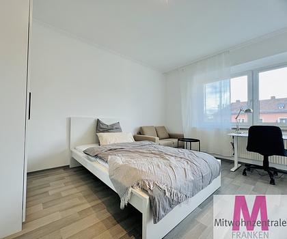 Frisch renoviertes und möbliertes WG Zimmer