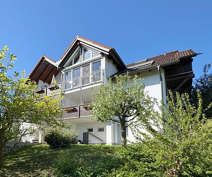Vermietete 3-Zimmer-Wohnung mit Garten und Balkon in Altendorf-Seußling