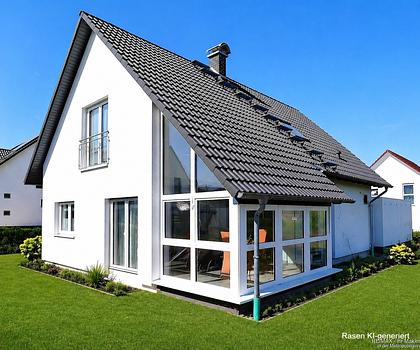Neuwertiges Einfamilienhaus – bezugsbereit und voll möbliert