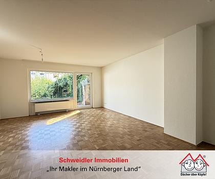 Ruhig & effizient wohnen in Fürth-Hardhöhe - renoviertes Reihenhaus mit Garten, Wärmepumpe & Garage