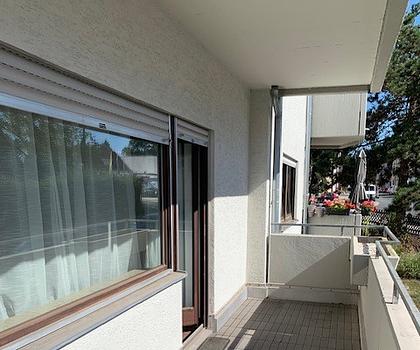Modernisierte Wohnung mit zwei Balkonen ...