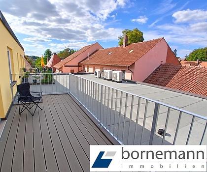 Roth-Zentrum! Neuausbau 2025! Helle 3-Zi.-Terrassen-Wohnung + Stellplatz!