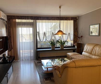 4-Zimmer-Komfortwohnung mit Loggia 
sowie Nutzung des Schwimmbad- und Fitnessbereichs ...