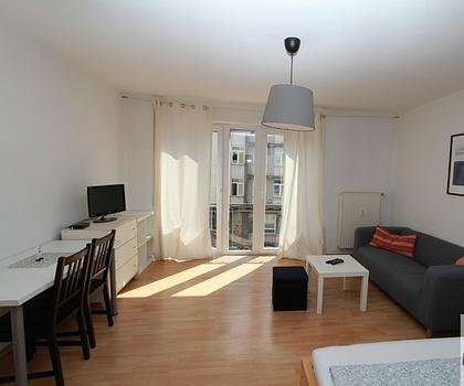 Geräumige möblierte 1-Zimmer Wohnung