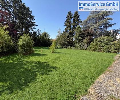 Bauträger aufgepasst! 1.757 m² großes Grundstück mit Altbestand in Bestlage von Oberasbach-Altenberg