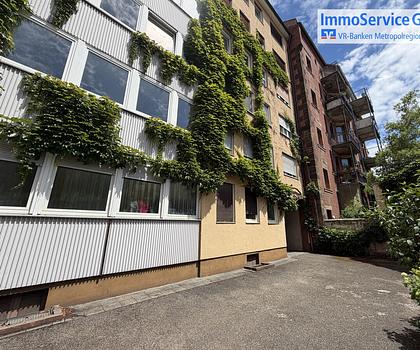 Großzügig & WG-geeignet! 4,5-Zimmer-Wohnung mit 2 Balkonen in attraktiver Lage