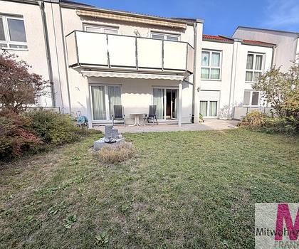 Exklusive, hochwertig Möblierte Gartenwohnung mit eigenem Carport