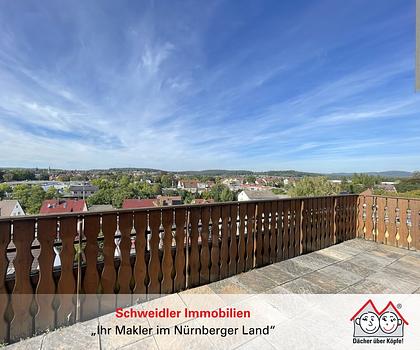 Penthouse-Leben über Lauf!!! Über 100 m2, Dachterrasse, Lift, Tiefgarage und 2 bis 3 Zimmer!!