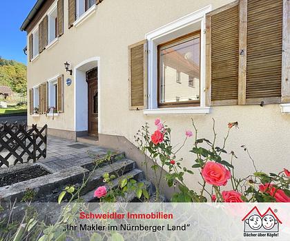 Selbstversorger-Traum!! Familienanwesen mit über 280 m² Wohnfläche auf über 1.100 m² Grundstück