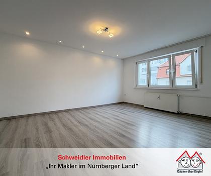 Einziehen oder neu vermieten!!! Freie 2-Zimmer-Wohnung in Lauf, für Eigennutzer oder Kapitalanleger