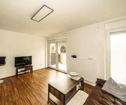 Hochwertig ausgestattete Neubauwohnung mit Terrasse