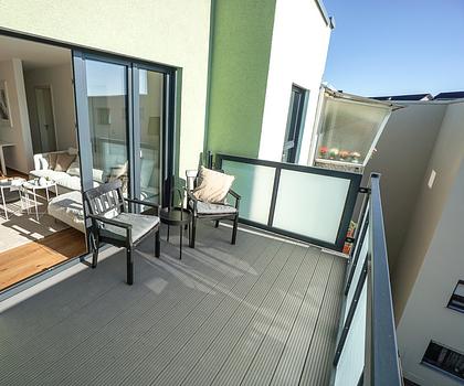 Über den Dächern Oberasbachs: lichtdurchflutete 4-Zimmer-Wohnung mit großem Westbalkon