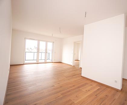 Moderne und ideal geschnittene 4-Zimmer-Wohnung mit großem Westbalkon