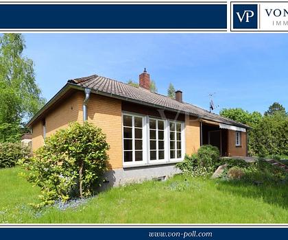 Im Sommer mit Pool im Garten, im Winter kuschelig vor dem Kamin!