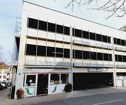 Parkhausstellplatz im Zentrum vom Stein