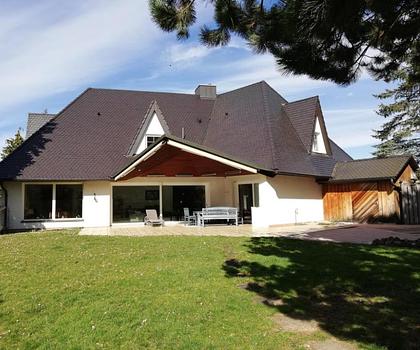 Herrschaftlicher Besitz ... 
Villa mit parkähnlichem Grundstück ... 