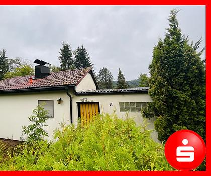 Kleines Häuschen zum Sanieren oder Neubau in Burgthann-Grub