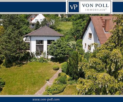 Langenbuch Architektenhaus: Großartiges Wohnen in Top-Lage mit großem Garten