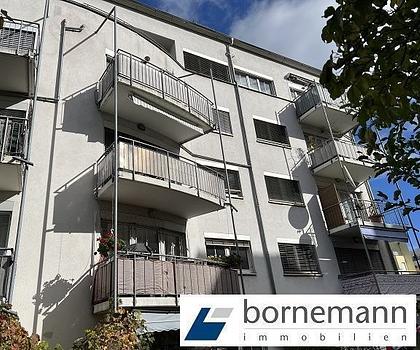 Fürth-Zentrum, Nähe Wiesengrund!  Stadtwohnung 5,5-Zi. über 3 Etagen mit Balkon, Loggia + 2 TG!  