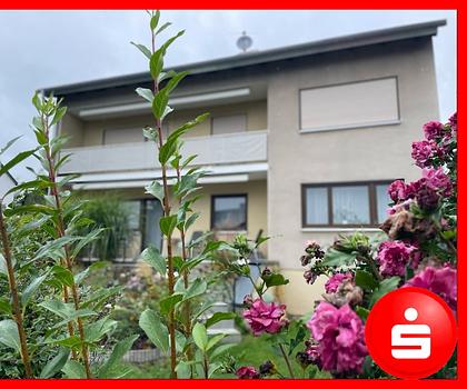 Dachgeschoss-Wohnung mit viel Stauraum!