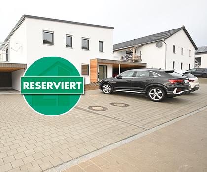 Neue 3-Zimmer-Wohnung mit Balkon in Velburg