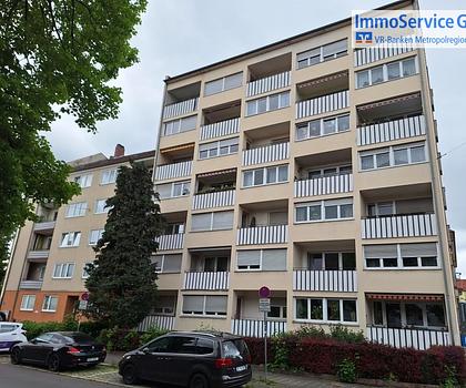 Zentrales und dennoch ruhiges Wohnen: 2-Zimmer-Wohnung mit 2 Balkonen in N-Hummelstein!