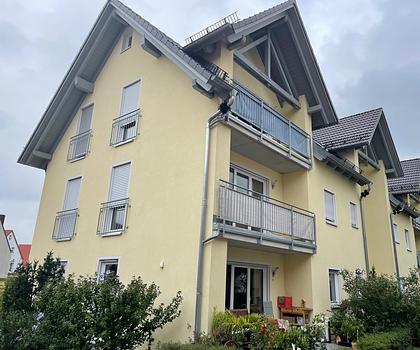 +++Großzügige 2-Zimmer-Dachgeschoss-Wohnung mit Balkon in zentrumsnaher Lage in Eckental-Eschenau+++