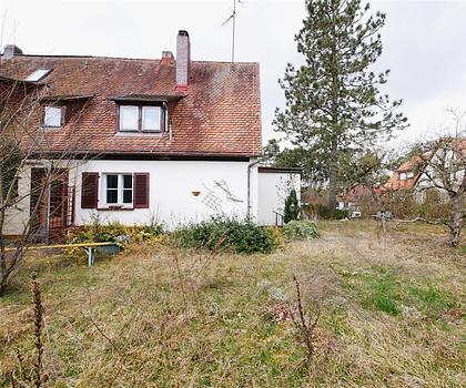DHH als Abrissobjekt mit schönem Grundstück in herrlicher Lage am Rednitzgrund in Nürnberg-Katzwang