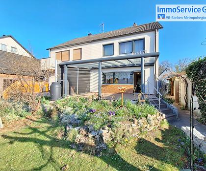 Gepflegte Doppelhaushälfte mit Südterrasse und Garage