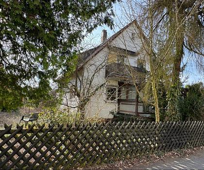 Charmantes Einfamilienhaus mit Potenzial in ruhiger Lage