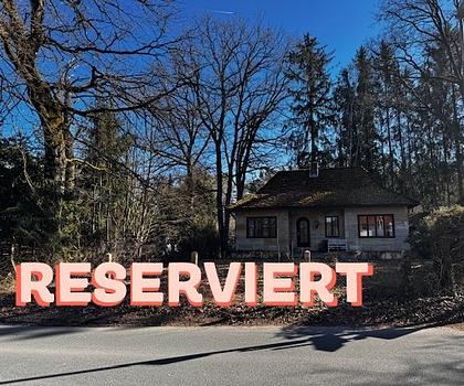 Das gibt es in Erlangen so gut wie nie: Hausgrundstück am See