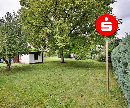 Großzügiges Grundstück mit vielen Möglichkeiten