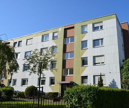 *Nähe Stadtpark - 1 Zimmer - frei - Kücheneinrichtung und weitere Möbel vorhanden*