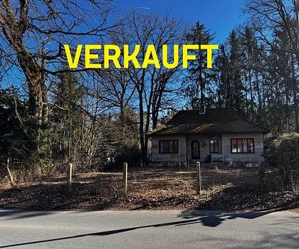 Das gibt es in Erlangen so gut wie nie: Hausgrundstück am See