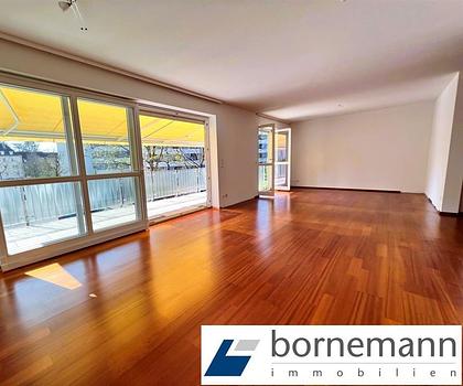 Wöhrder See! Barrierefrei! Ansprechende 2,5-Zi.-ETW mit 16 m² Südbalkon, 2 Bäder + TG!