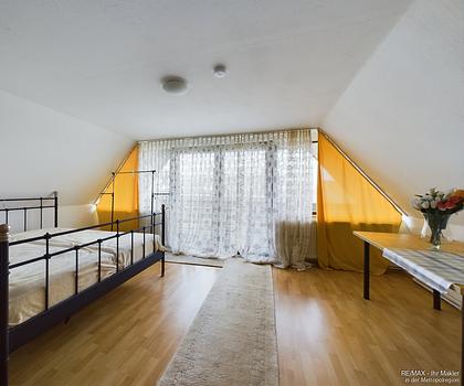 Zweifamilienhaus mit Charakter – bereit für frischen Wind