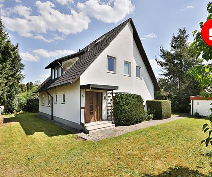 Charmantes Einfamilienhaus - bevorzugte Lage, großzügiger Grundriss und viel Raum für Ihre Ideen!
