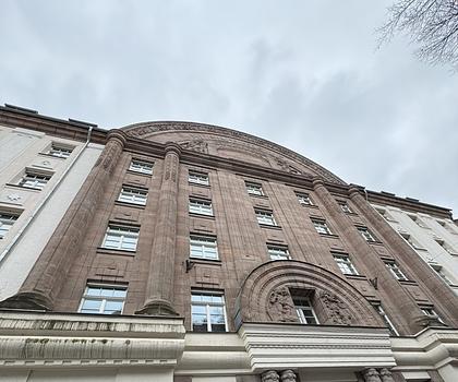 WOHNLUXUS - NÜRNBERGER GESCHICHTE - HUMBOLDTSÄLE