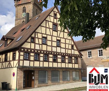 *Sichtlage an Hauptstraße - Verkauf/Ausstellung - vielseitig nutzbar - provisionsfrei*