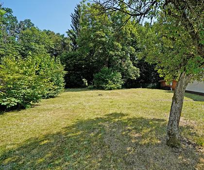 Baugrundstück für Einfamilienhaus direkt am Waldrand