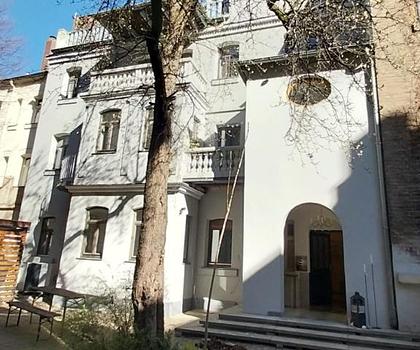 Stilvolles Stadthaus mit Jugendstil-Charme und moderner
Wärmepumpe im Herzen Fürths
