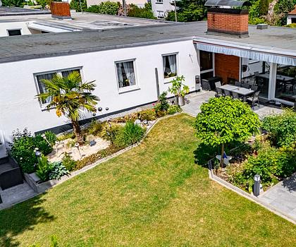 HEGERICH: Großzügiger Bungalow mit top moderner Ausstattung!