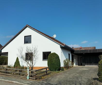 Großzügiges Einfamilienhaus in guter Wohnlage