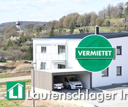 Neuwertige 3-Zimmer-Wohnung mit großem Balkon und Carport-Stellplatz in Ortsrandlage von Velburg