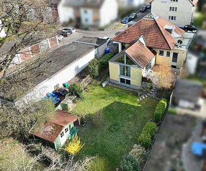 Wohnqualität in Stadtnähe - Freistehendes Einfamilienhaus in Nürnberg Laufamholz